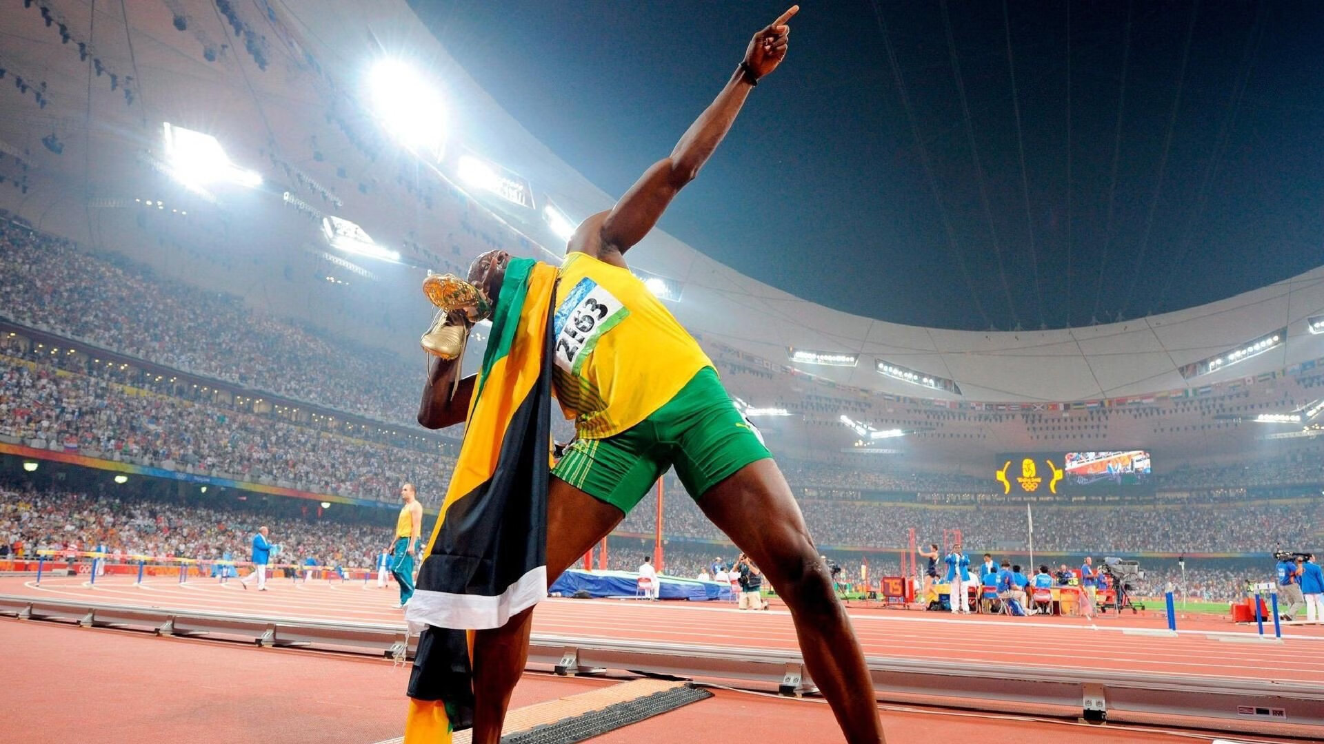 爱游戏体育APP下载-哥伦比亚队前锋洛佩斯在巴黎奥运会上表现出色，哥伦比亚主帅