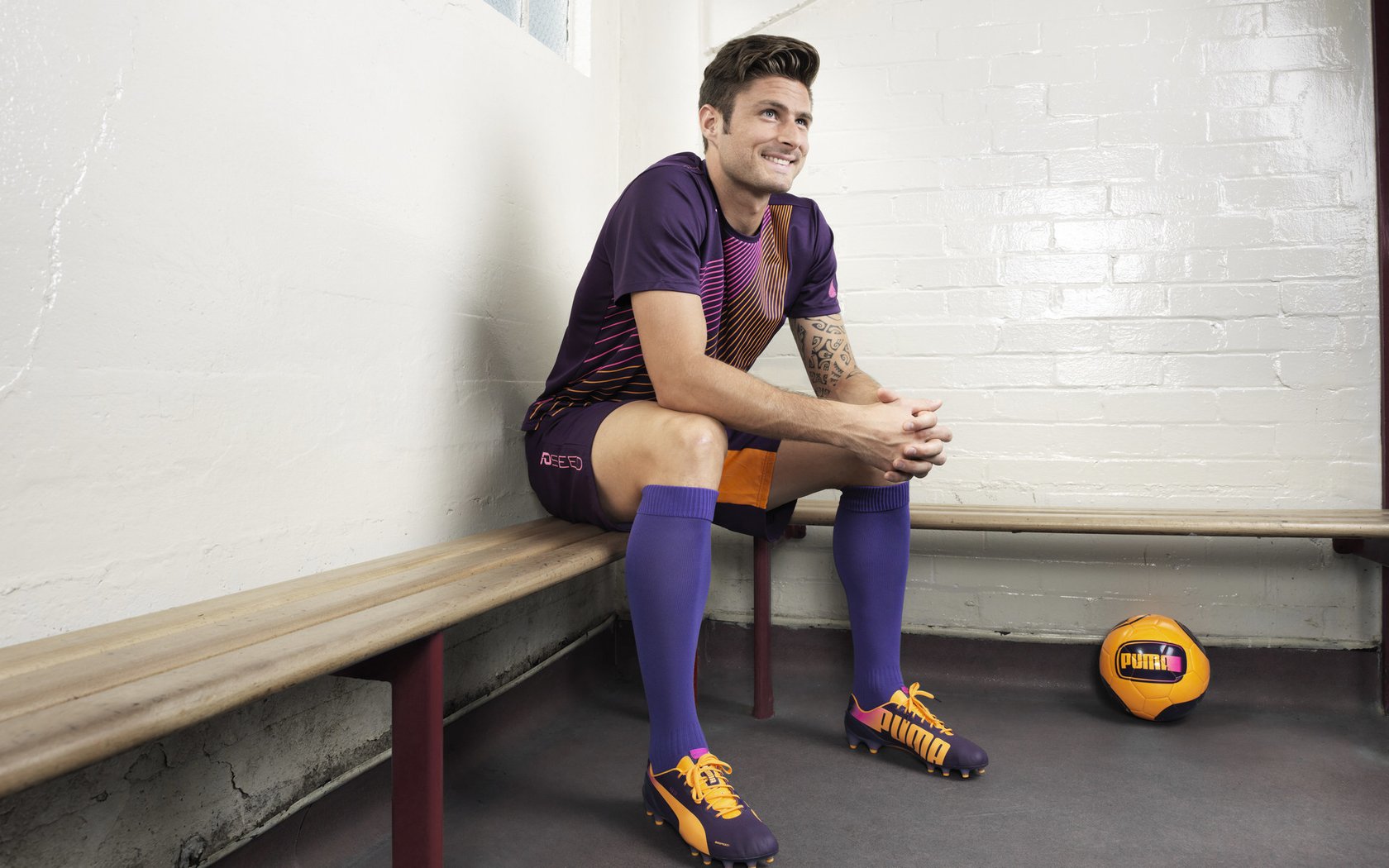 球场“铁壁防线”——最难攻破的欧洲防守阵容揭晓！，欧洲最强防线